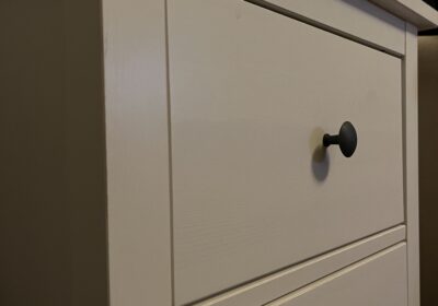 Duas cómodas (mesas de cabeceira) do Ikea