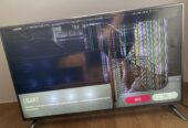 Televisão LG 42″ com ecrã partido