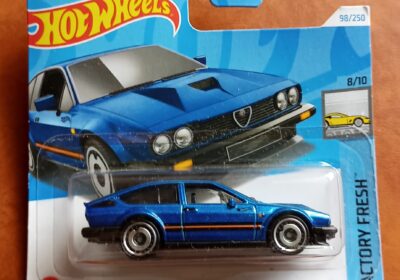 Hot Wheels Alfa Romeu GTV6 3.0